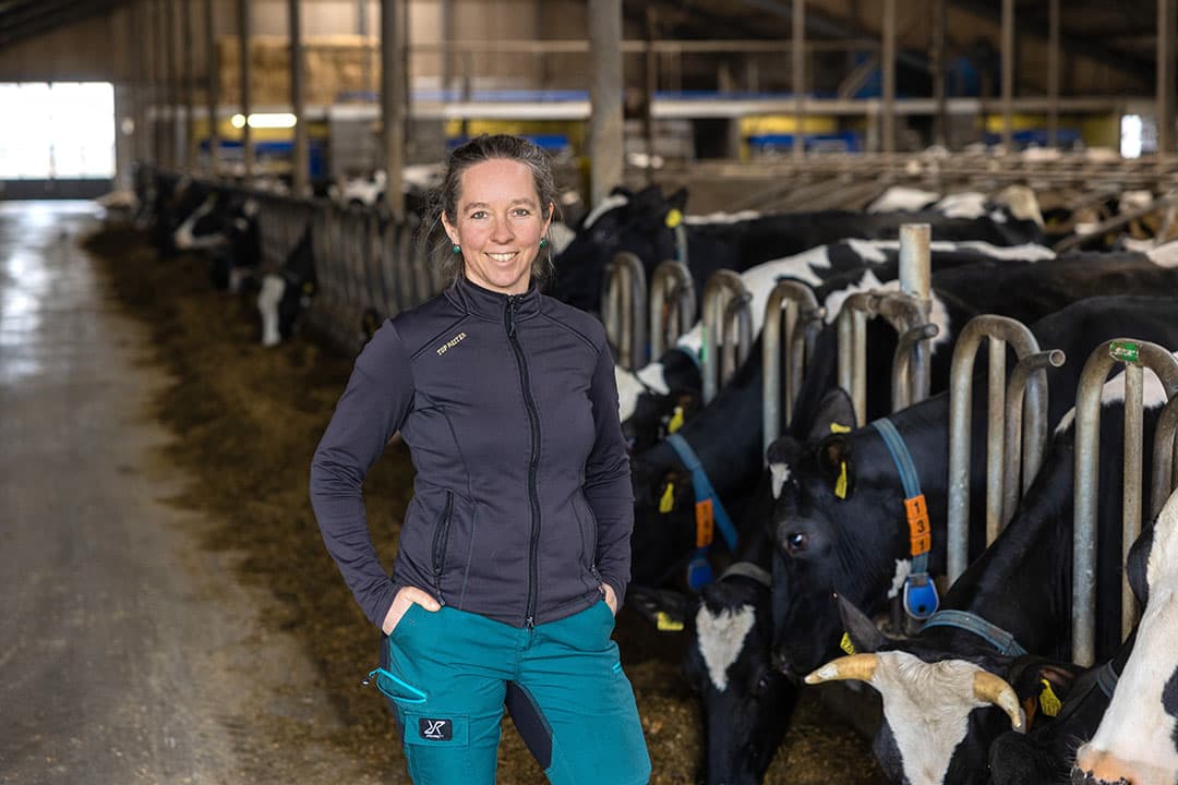 Ondernemer Ramona Schalkwijk zet de laatste jaren in op een andere koers: agro-ecologisch en biodivers. - Foto: Herbert Wiggerman
