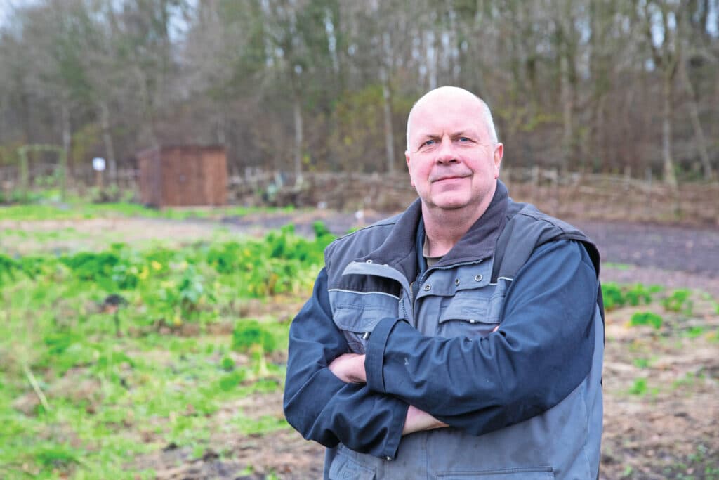 Hendrik Luth (62) heeft een akkerbouwbedrijf van 70 hectare in Wedde (Gr.) Foto: Anne van der Woude
