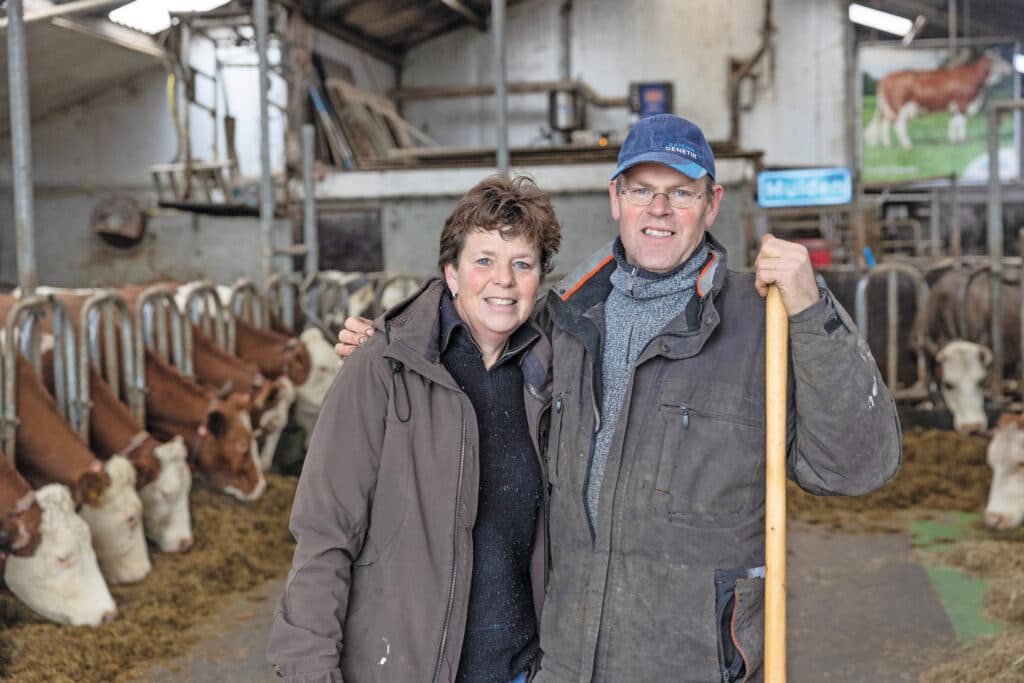 Piet (55) en Anja (55) Meester hebben samen een melkveebedrijf met tweede tak in Muiden (N.-H.).