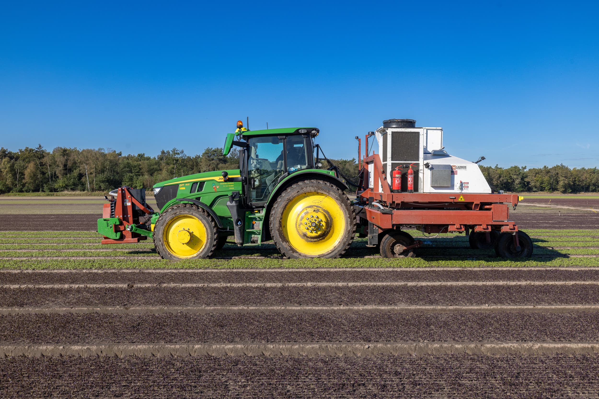 De laserweeder van Carbon Robotics verwijdert onkruid – een voorbeeld van hoe robotisering terrein wint in de akkerbouw. – Foto: Peter Roek