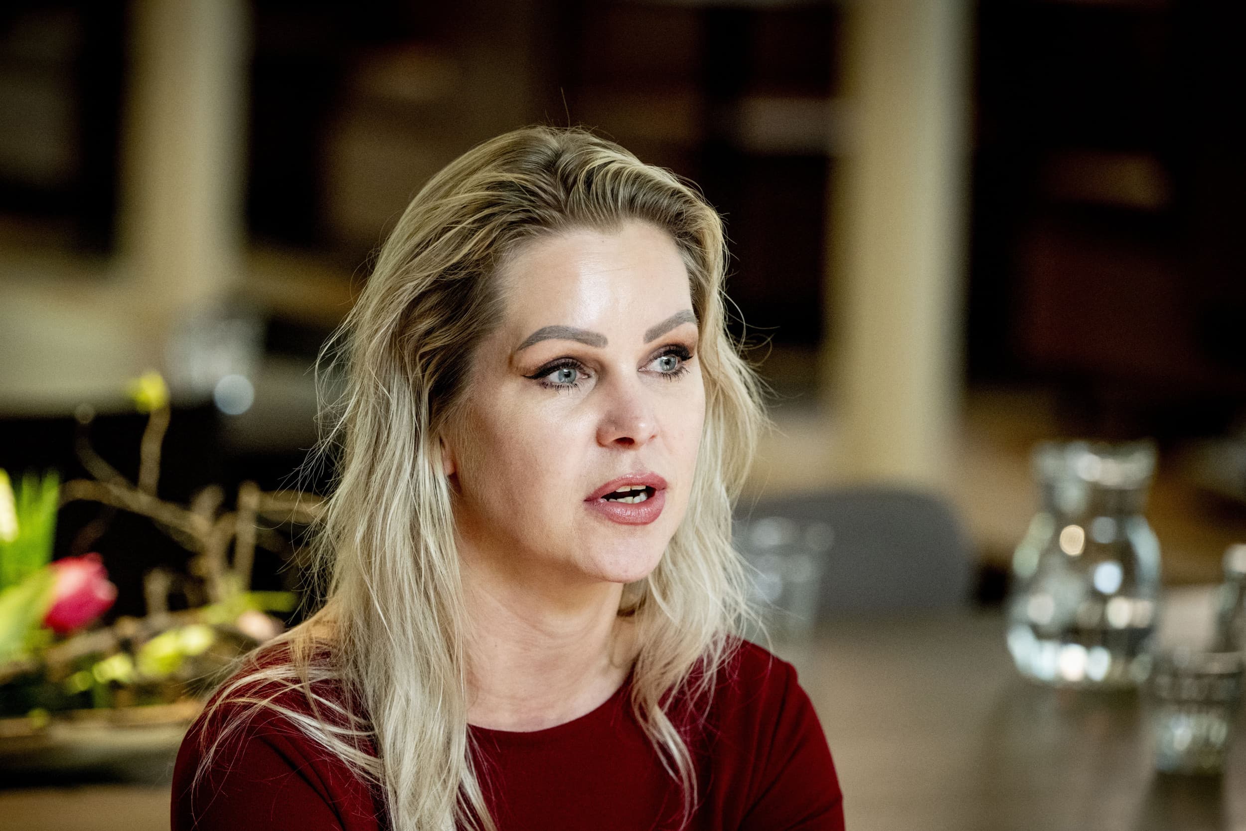Minister Femke Wiersma van Landbouw, Visserij, Voedselzekerheid en Natuur tijdens een persgesprek over het eerste stikstofplan. Foto: ANP