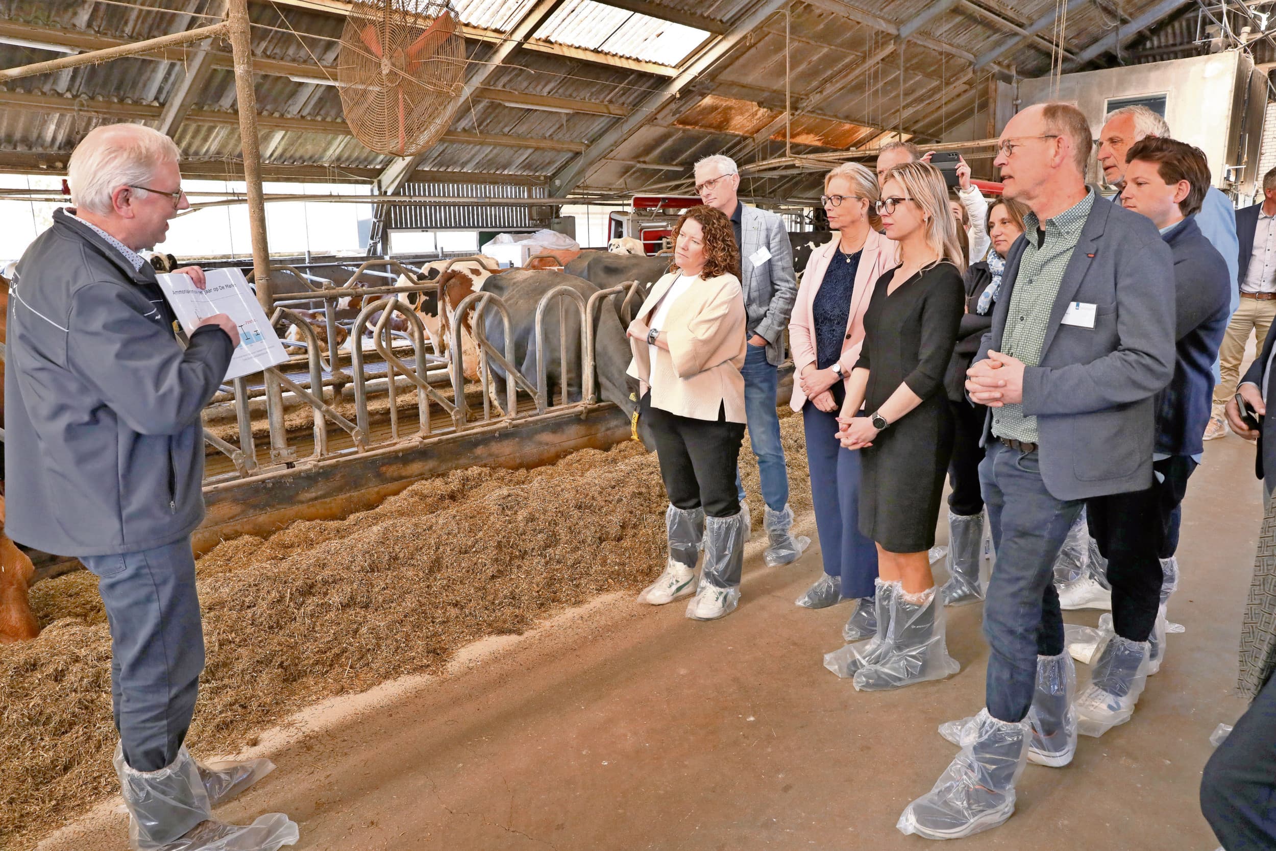 Kamerleden en landbouwminister Femke Wiersma op werkbezoek bij agro-innovatiecentrum De Marke. Foto: Henk Riswick