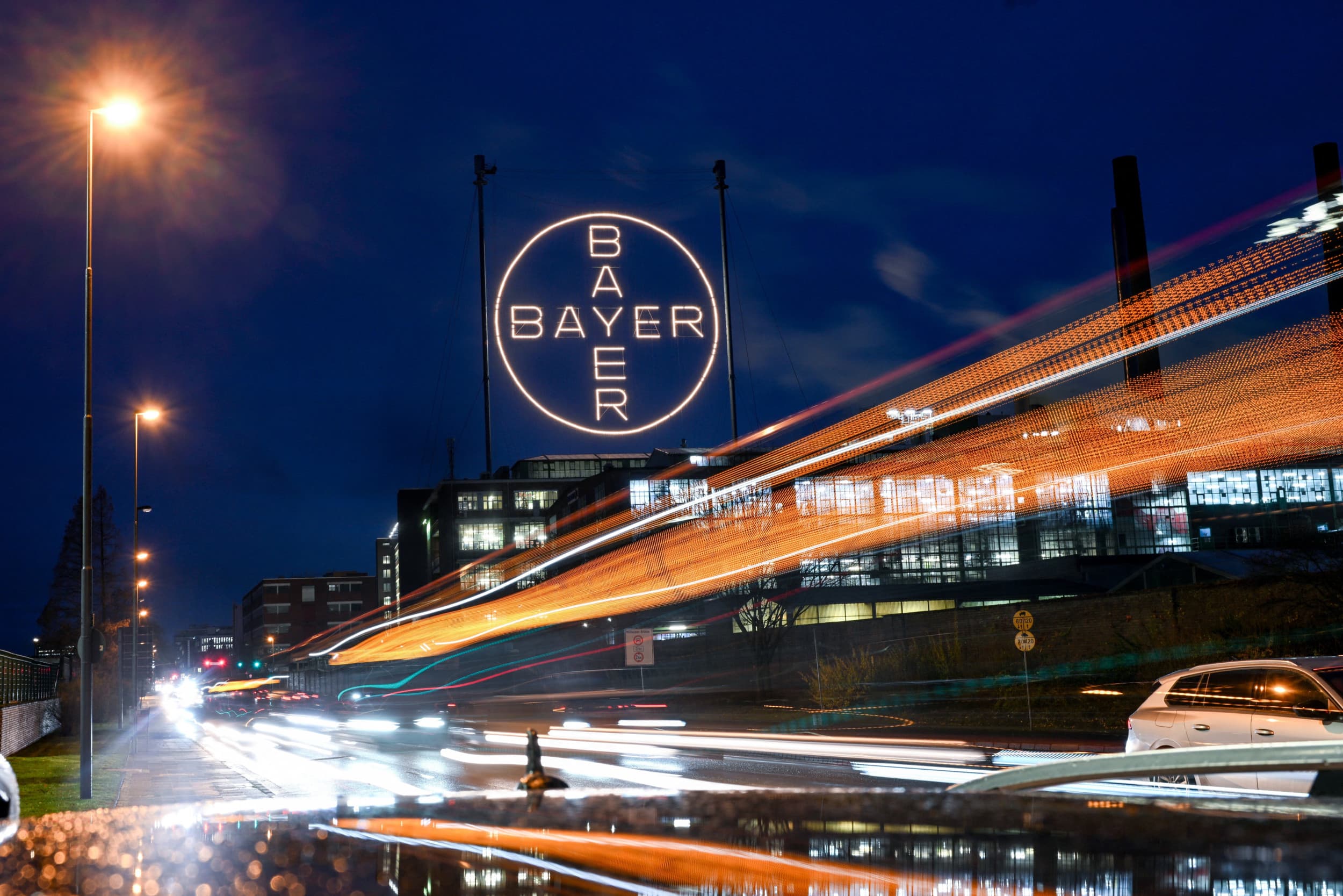 Bayer is sinds de overname van Monsanto in 2018 verwikkeld in een lange reeks rechtszaken rond het onkruidbestrijdingsmiddel Roundup. Foto: ANP/AFP