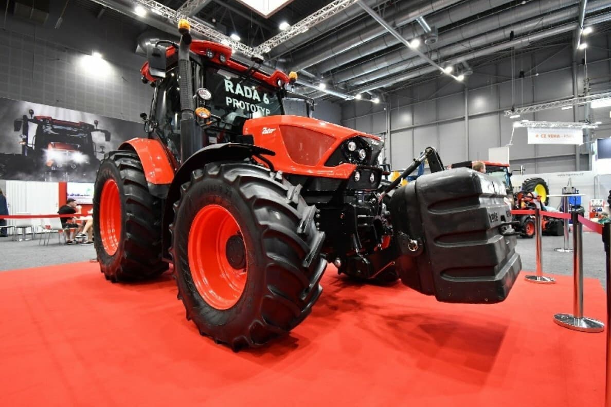 De Tsjechische machinefabrikant Zetor biedt twee modellen in zijn nieuwe trekkerserie 6; de Basic en Highliner in vermogensklasse 130-171 pk. De serieproductie van de trekkers start in juni 2025. – Foto: Zetor