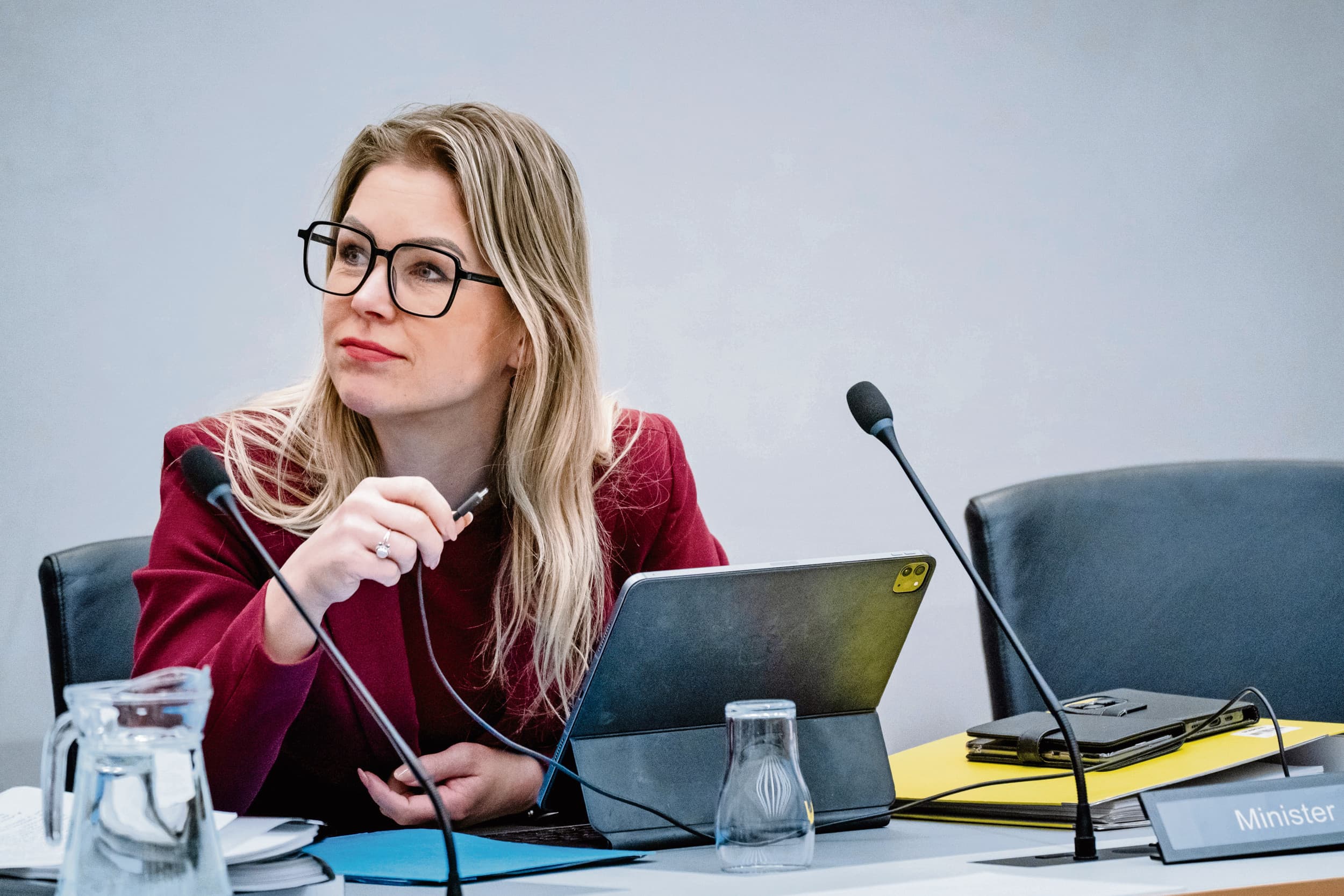 IPO wil in gesprek met Wiersma over PAS-melders
