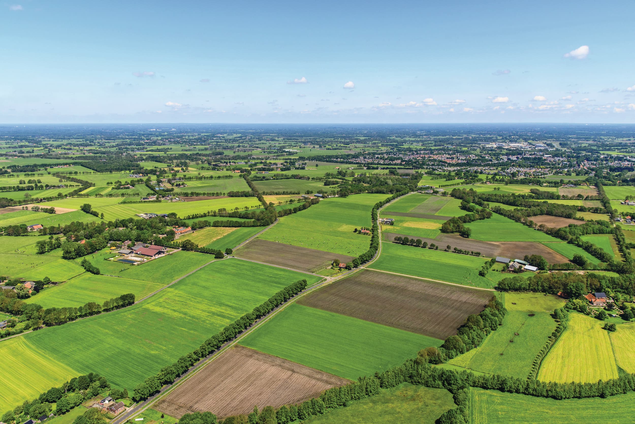 Luchtfoto van de Achterhoek, omgeving Lichtenvoorde. In deze regio zijn de eerste twee ontwerpbeschikkingen afgegeven voor een vergunning op basis van doelvoorschriften. Foto: ANP