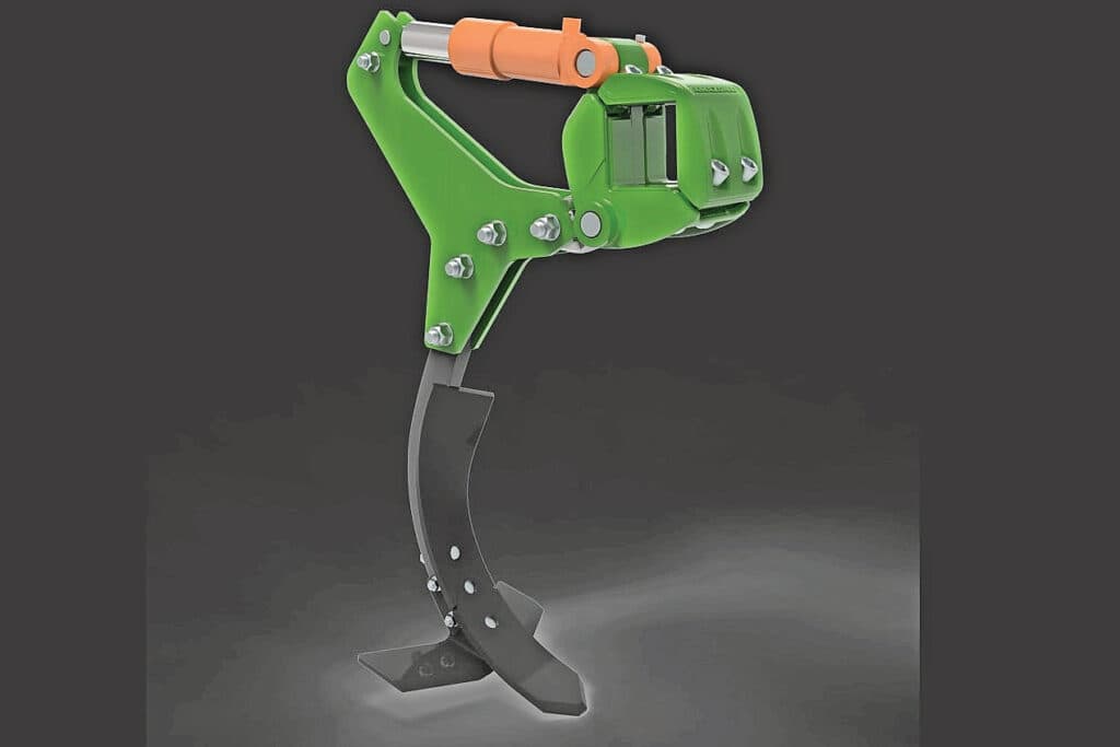 Tijdens het werken op zowel lichte als zware steenachtige grond beschermen de C-Mix Ultra-tanden de Cenius Ultra-cultivator effectief en behoudt de machine de gewenste werkdiepte, meldt Amazone.