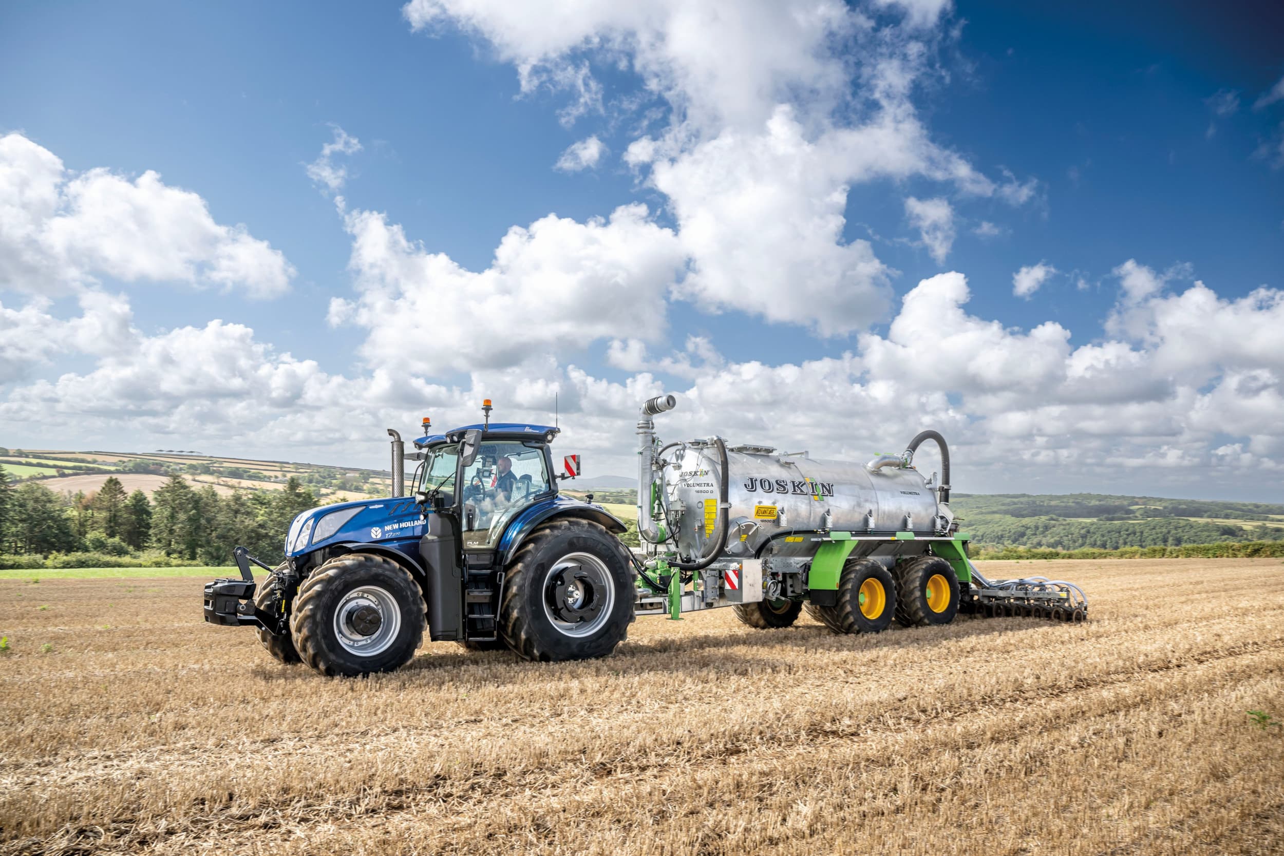 Trekkerfabrikant New Holland heeft een tweede methaangastrekker gebouwd. De T7.270 wordt voor het eerst getoond op de Franse landbouwbeurs SIA 2025. – Foto: New Holland