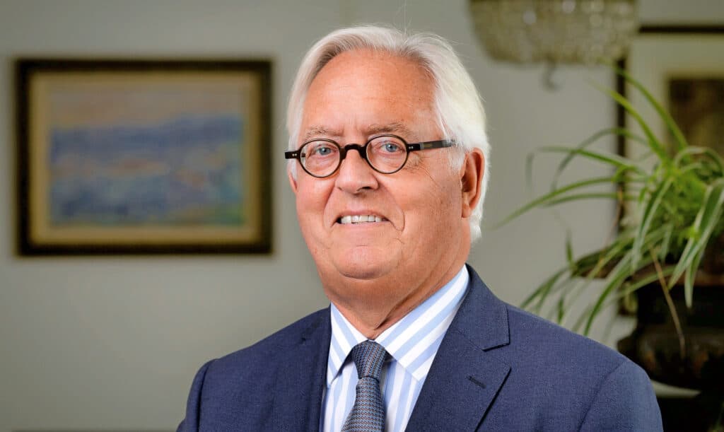 Niels Koeman (75) was tot augustus 2024 lid van de Raad voor de leefomgeving en infrastructuur (Rli). De oud-jurist was onder meer staatsraad in de afdeling advisering van de Raad van State. Koeman geldt als autoriteit op het gebied van milieurecht Foto: Fred Ernst
