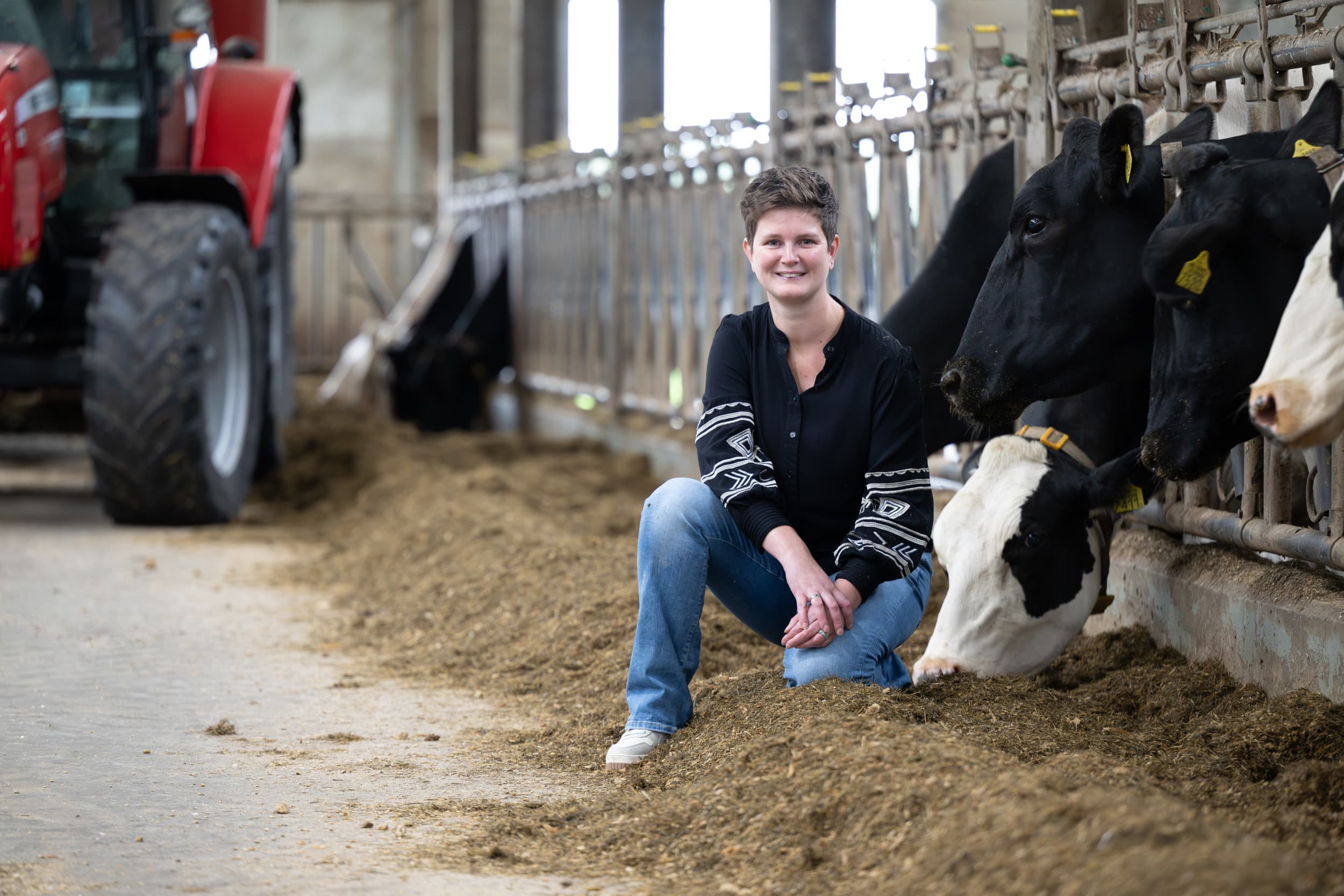Liset Kelder is een kwekersdochter. “Mijn ouders en broertje kweken heesters en coniferen. Ik ben opgegroeid tussen de planten en kreeg het seizoensgebonden werken en leven met de paplepel ingegoten.” Foto: Michel Velderman