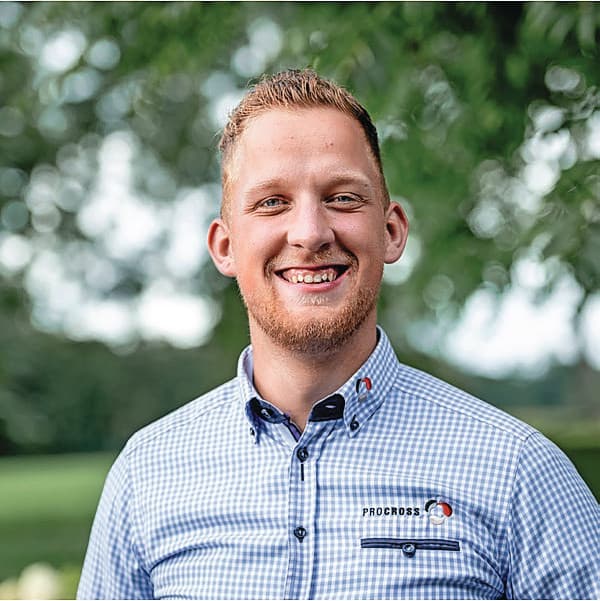 Arie van Eck melkt 117 koeien in Everdingen (U.). Die hebben een gemiddelde productie van 12.237kg, met 4.03% vet en 3,50% eiwit, 931 kg vet en eiwit. De gemiddelde leeftijd is 4.10 jaar.