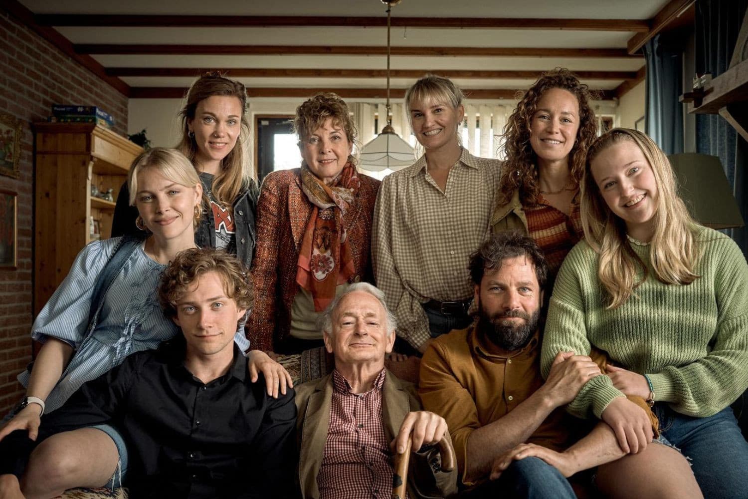 Cast van de serie Woeste Grond. Foto: AVROTROS/Mark de Blok