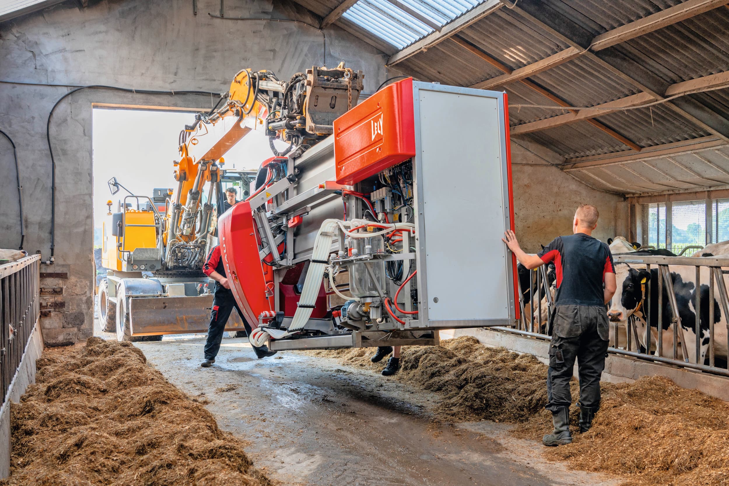 Veel van de eerste generatie robots zijn vervangen door een nieuw exemplaar. Op een groot deel van de bedrijven met een robot van 10 tot 20 jaar zit vervanging eraan te komen. Foto: Jan Willem Schouten
