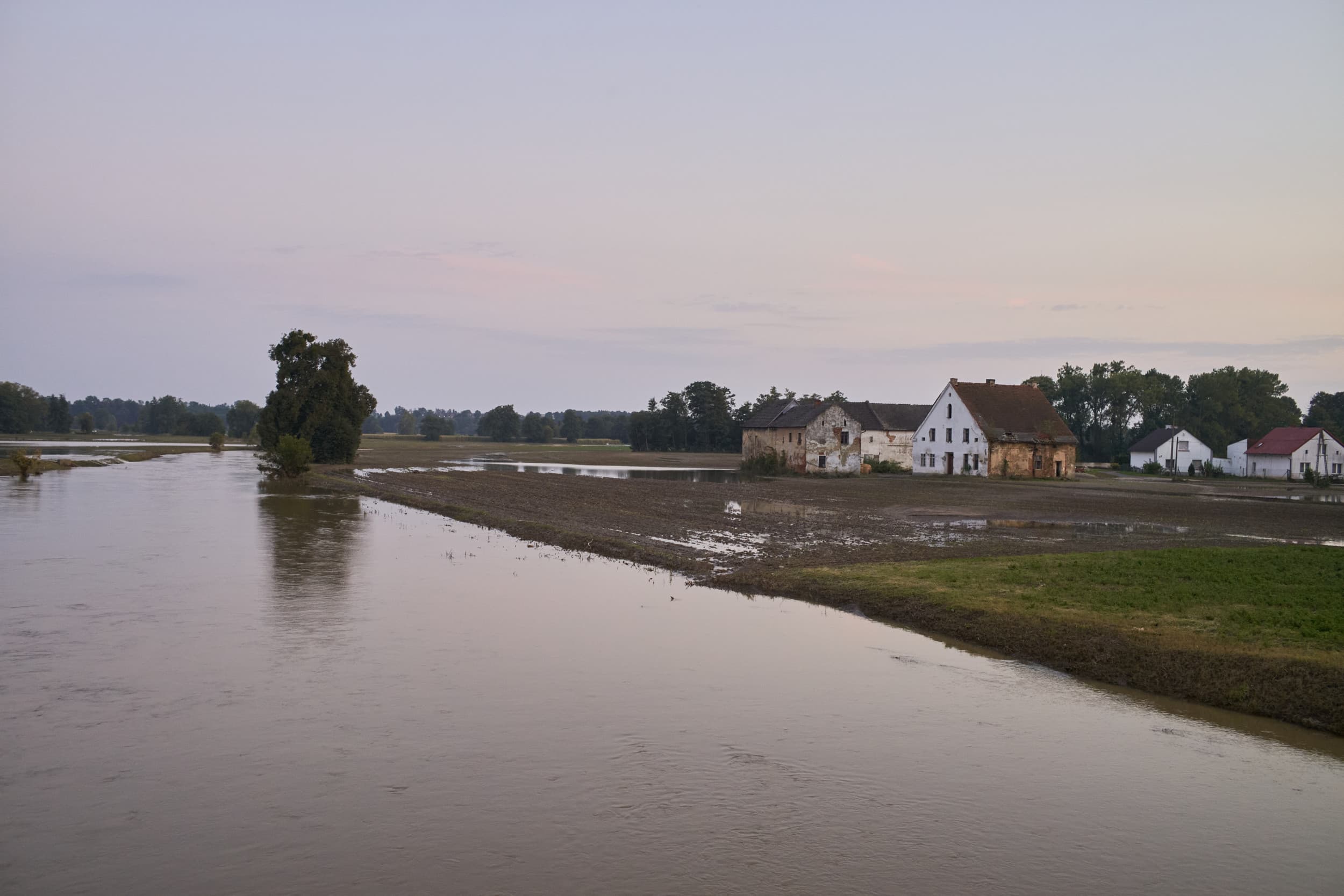 Oostenrijkse boeren overstromingen