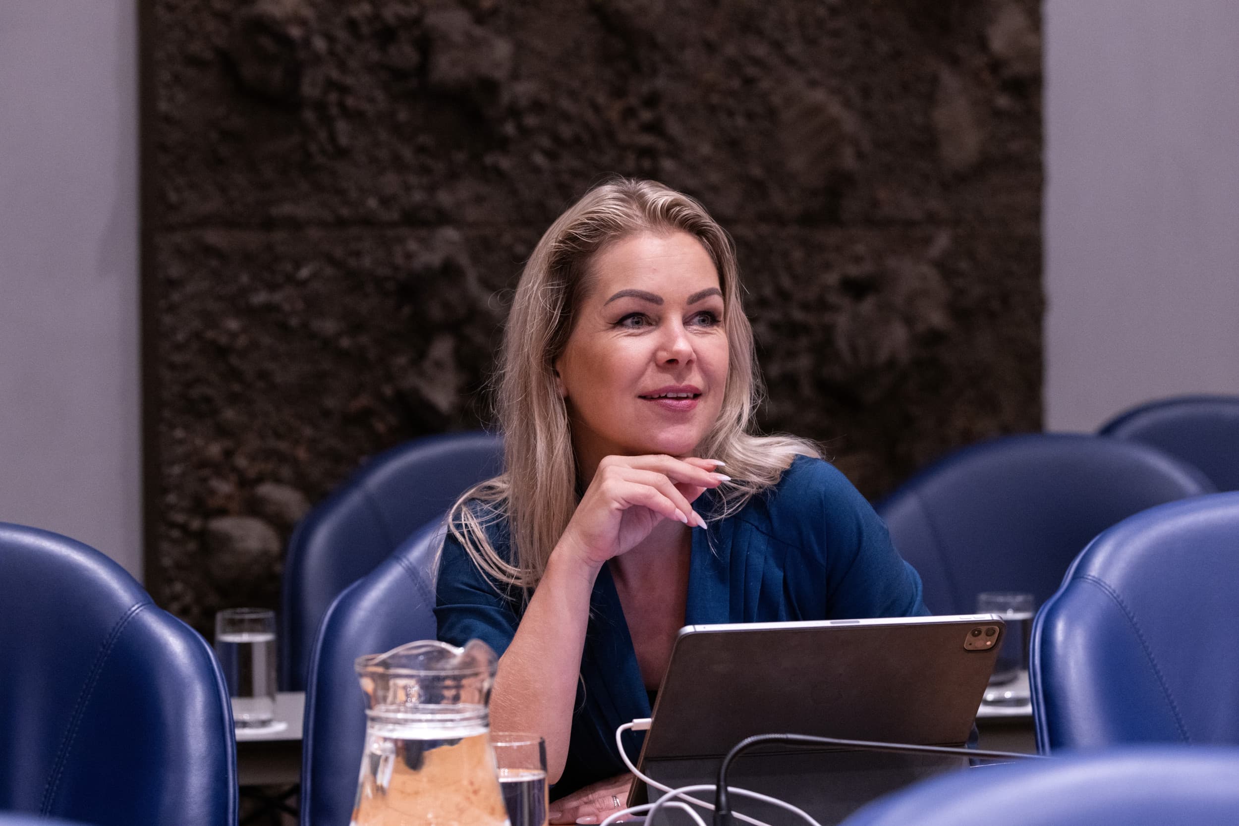 Landbouwminister Femke Wiersma benadrukt dat het kabinet de adviezen van wetenschappelijke instituten, zoals het CTGB en ECHA, strikt volgt bij de toelating van glyfosaat. – Foto: ANP