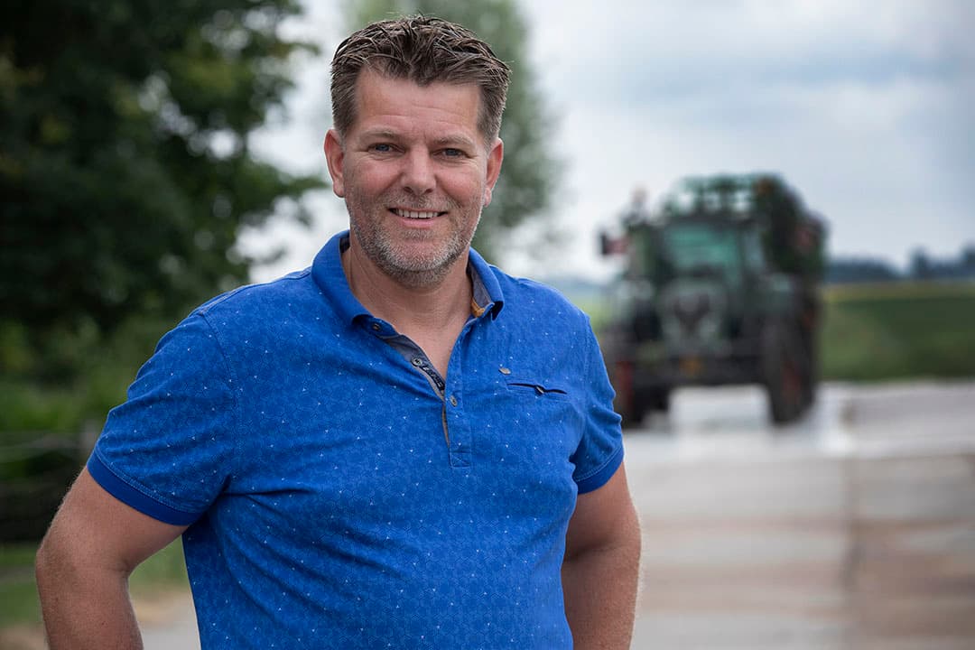 Peter Nieboer (44) heeft een akkerbouwbedrijf met veenkoloniaal bouwplan. Zijn percelen liggen van Valthermond (Dr.) tot Boven Pekela (Gr.). Het is dalgrond.