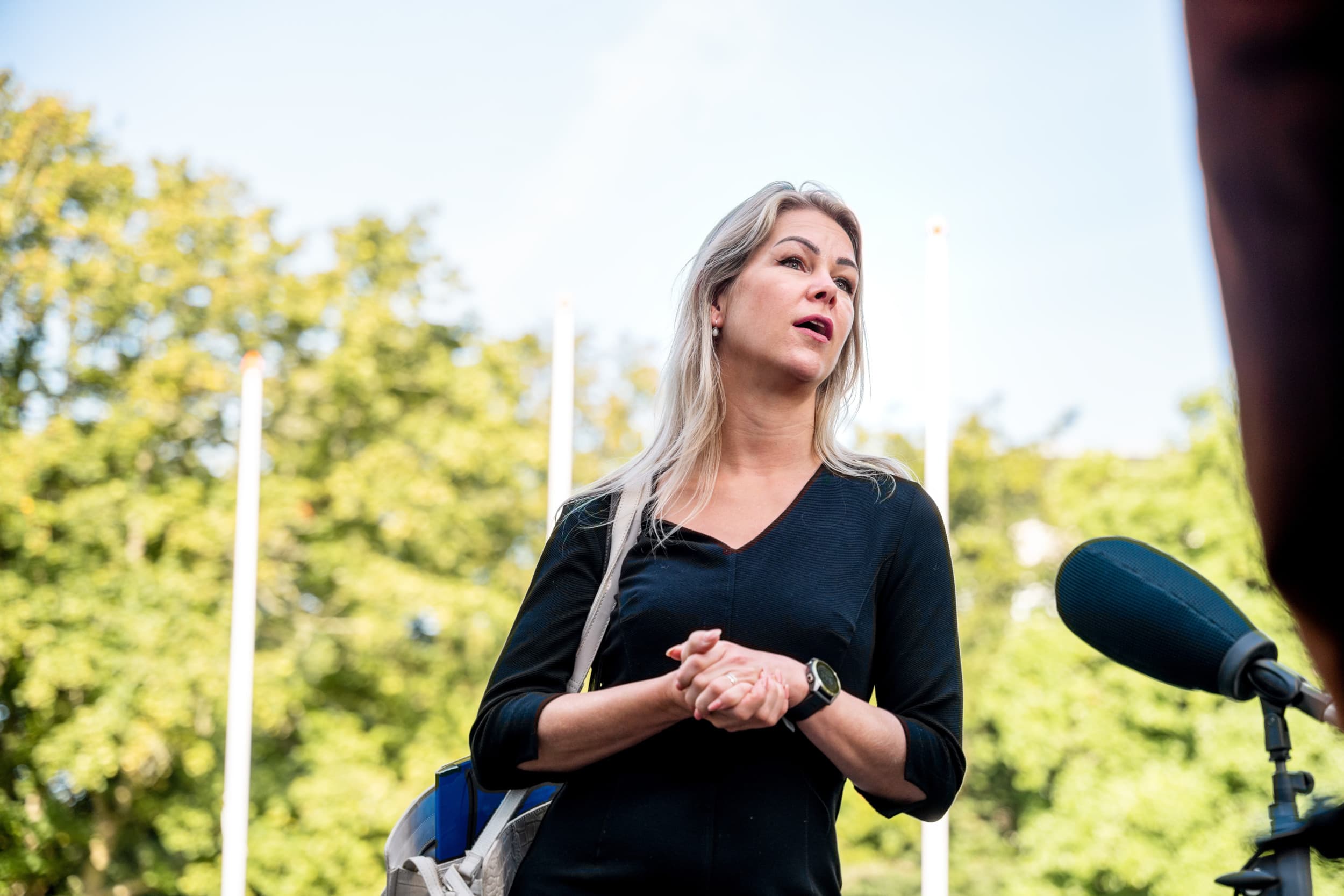 Femke Marije Wiersma, minister van Landbouw, Visserij, Voedselzekerheid en Natuur, komt aan bij het Catshuis voor de wekelijkse ministerraad, vrijdag 30 augustus. – Foto: ANP