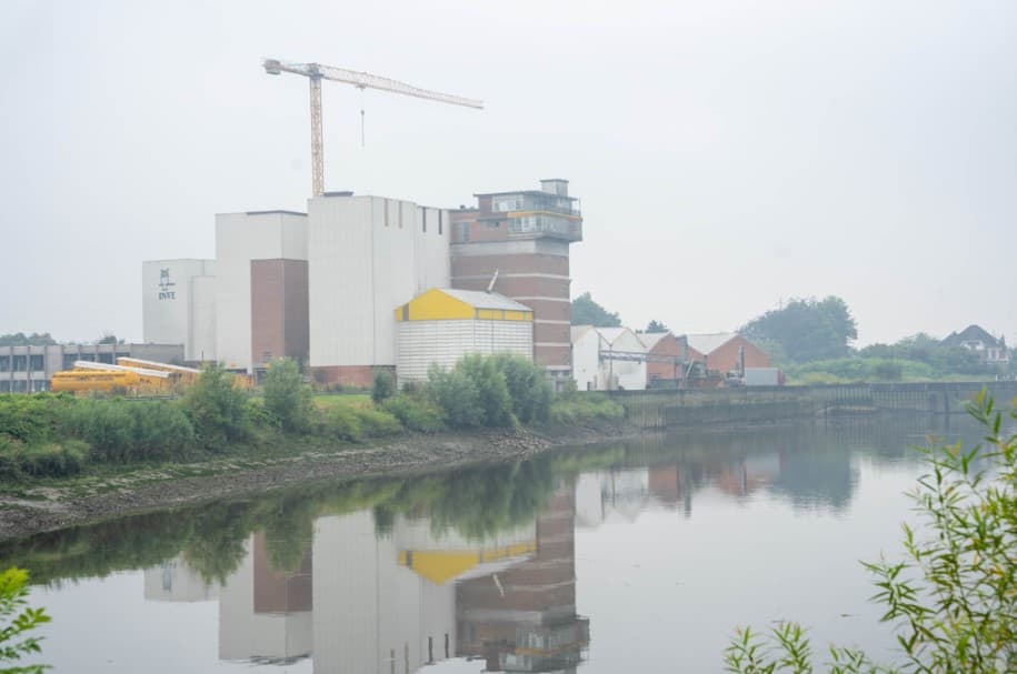 Veevoederbedrijf Lambers-Seghers in Dendermonde, België. – Foto: Vilt