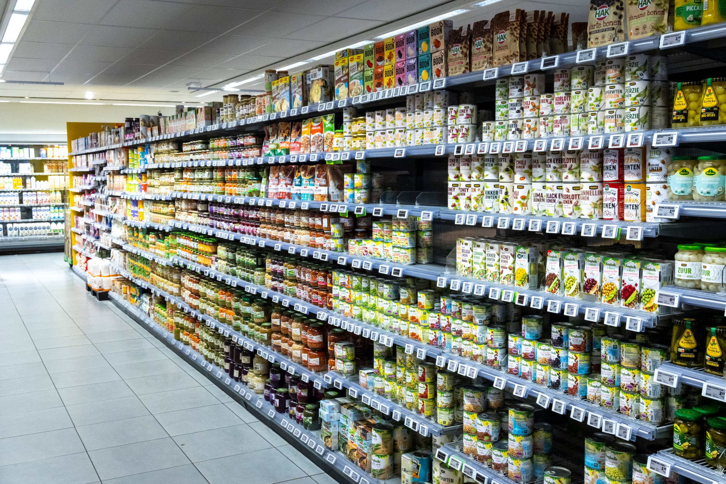 Volgens RaboResearch is het niet mogelijk om consumenten op basis van vrijwilligheid te laten betalen voor verduurzaming. – Foto: Koos Groenewold