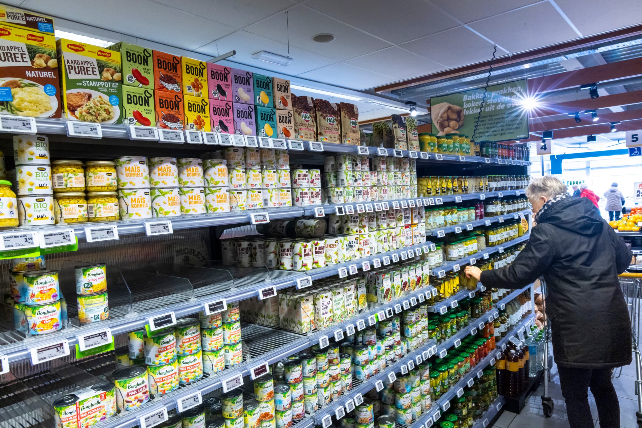 Nederlands welvaart hangt sterk af van de continuïteit van voedselimport, zonder deze aanvoer zijn we niet zelfvoorzienend, schrijft Erwin van de Wolfshaar. – Foto: Koos Groenewold