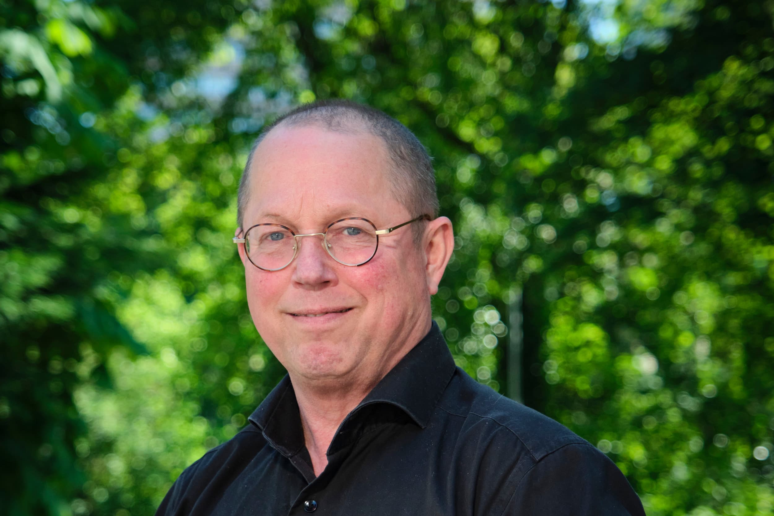 Ger Koopmans, is gedreven om de belangen van land- en tuinbouw te behartigen. Hij zoekt daarbij nadrukkelijk de samenwerking met andere organisaties om gezamenlijk weer wat ‘regionaal realisme’ in Den Haag te brengen. – Foto: Fred Libochant