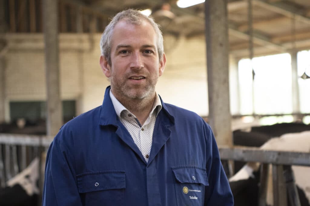 Het labo van Hostens richt zich voornamelijk op datagedreven onderzoek rond voedselsystemen met een focus op duurzame melkveehouderij.