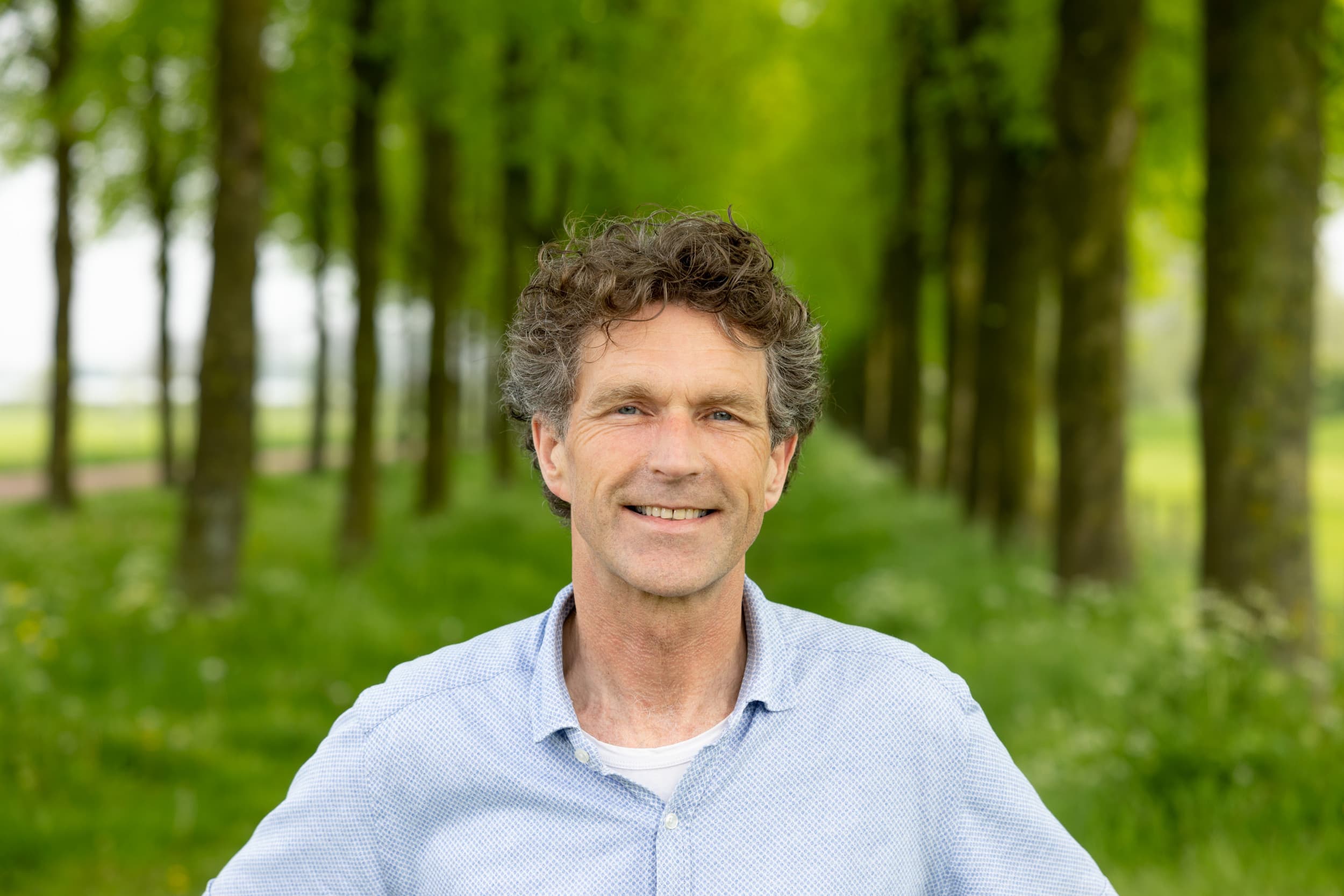 Arjan Stegeman, dierenarts-epidemioloog en hoogleraar aan de Universiteit Utrecht, is voorzitter van de deskundigengroep Dierziekten die de Nederlandse overheid adviseert bij uitbraken van dierziekten. – Foto: Herbert Wiggerman