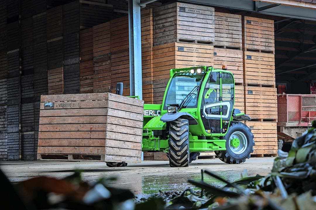 Merlo heeft een rijke historie in het 2×2-segment, maar het bleek lastig de nieuwste emissietechniek binnen deze afmetingen te bouwen. Sinds 2016 was het daarom even stil, maar nu is de fabrikant terug met de TF30.7, de Turbofarmer. - Foto's: Matthijs Verhagen