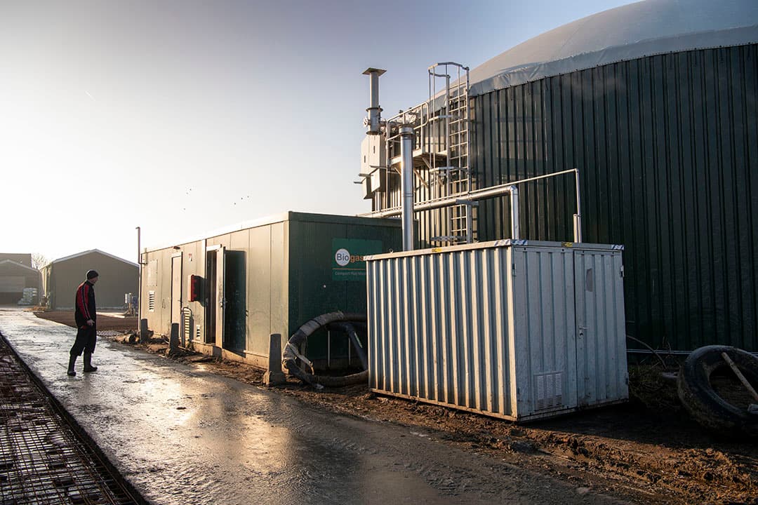 De productie van biogassen, bijvoorbeeld uit mest, moet worden aangemoedigd, vindt de Europese Commissie. - Foto: Mark Pasveer