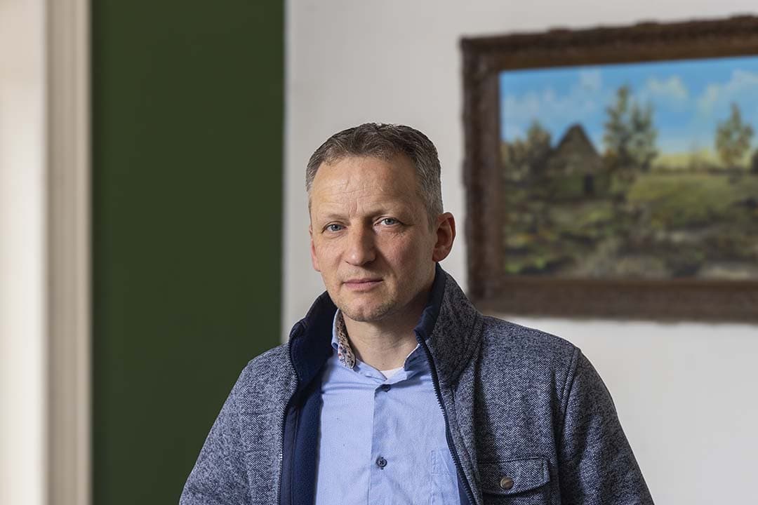 “Hoe er over boeren wordt gedacht en gesproken, in de politiek, door ambtenaren en journalisten. Het is zo onrechtvaardig. Dat raakt mij", aldus Bart Kemp - Foto: Koos Groenewold
