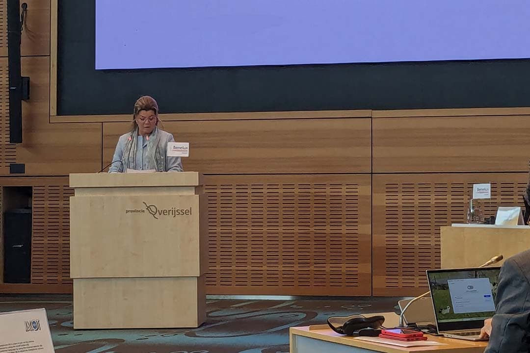 Christianne van der Wal, minister voor Natuur en Stikstof, nam ook deel aan de discussie over de toekomst van de landbouw tijdens de Interparlementaire Assemblee van de Benelux in het Zwolse provinciehuis.