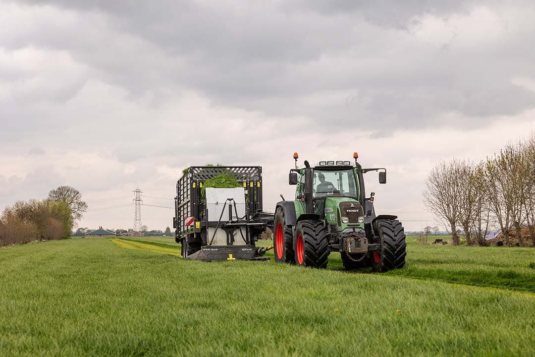 Landschapsbeheer Drenthe maakt afspraken met boeren over bijvoorbeeld het later maaien om vogelnesten te beschermen. Foto: Herbert Wiggerman
