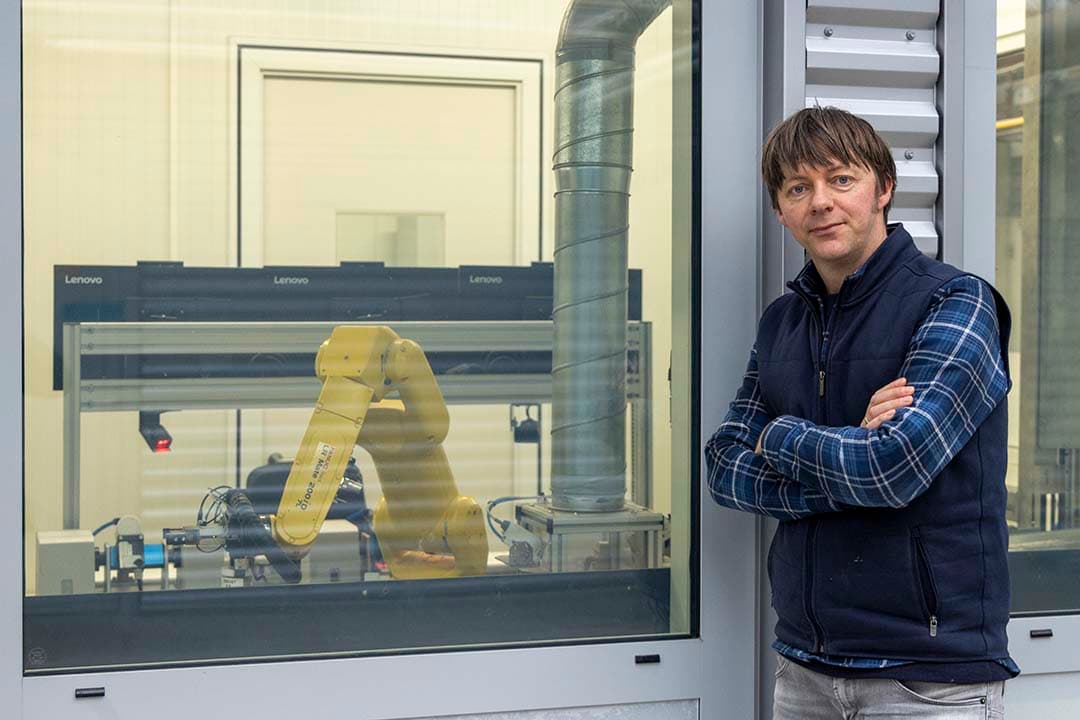 De bevlogen productspecialist van Eurofins, Karst Brolsma, heeft een beeldende manier van spreken. Daardoor kan hij een technisch onderwerp als fosfaatcijfers zo uitleggen, dat iedereen het snapt en kan toepassen.