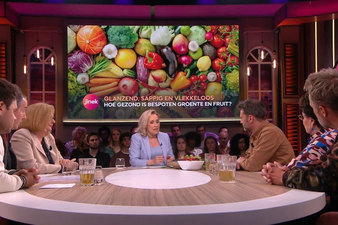 Still van videofragment uitzending Jinek, 16 mei, over item 'Hoe gezond zijn onze groente en fruit nu eigenlijk écht?'. - Foto: still video evajinek.nl