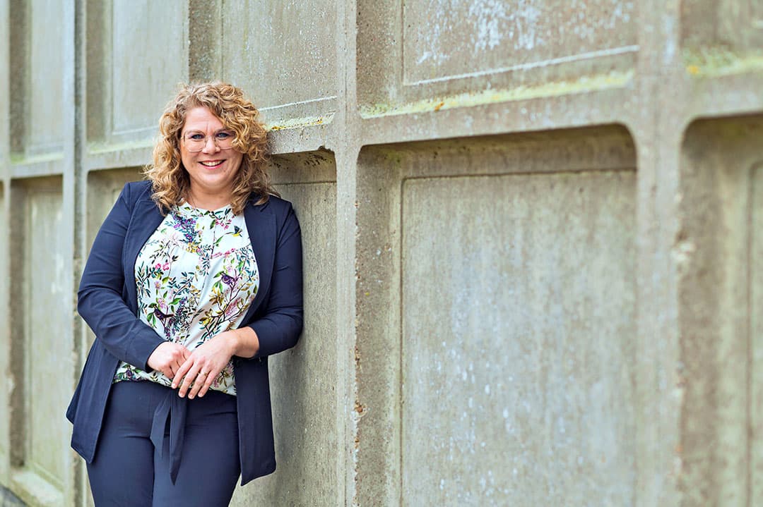 Louise van den Broek: “Het boerenleven geeft mij rust en veiligheid.” - Foto: Marieke Zentjens