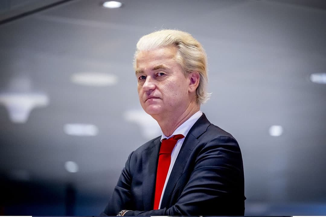 Het ploegen en wintertarwe zaaien heeft achterstand opgelopen. Het blijft dus spannend. Hetzelfde geldt ook voor de formatie van het kabinet. - Foto: ANP