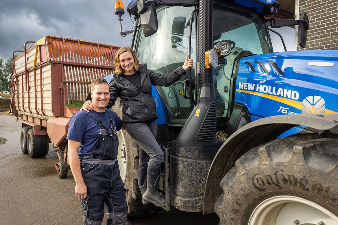 Stefan en Annabel Bonhof: een dynamisch duo dat liefde, gezin en passie voor hun melkveehouderij in Veessen combineert. - Foto's: Koos Groenewold