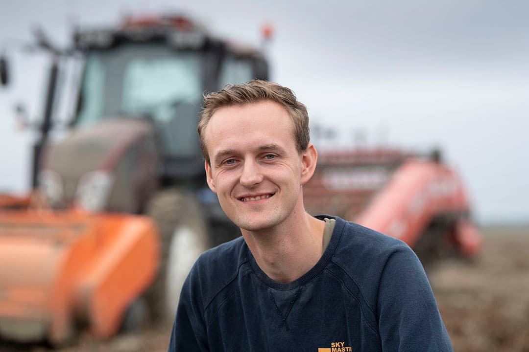 Rudy Priem (24), aanstaande bedrijfsopvolger in de akkerbouw. - Foto's: Mark Pasveer