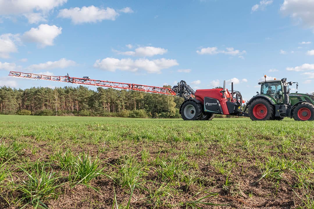Pleksgewijze onkruidbestrijding op basis van taakkaart. - Foto: Theo Galama