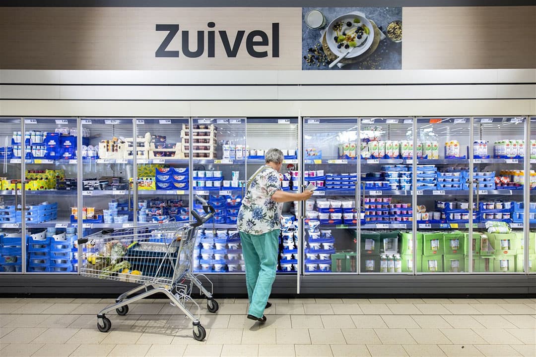 In juni verlaagde Aldi Duitsland als eerste de melkprijzen, kort gevolgd door Albert Heijn en Aldi Nederland. - Foto: ANP