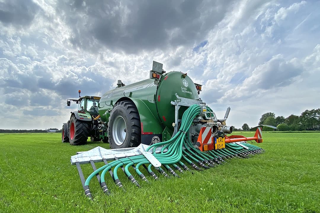 Grass Technology bouwt sinds drie jaar naast de bekende ‘Grazers’ ook mesttanks. De tanks zijn eenvoudig uitgevoerd met recht-toe-recht aan techniek. - Foto's: Robin Looman