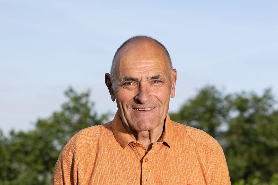 Herre Bartlema richtte na een loopbaan bij DSM Agro en Cebeco-Handelsraad een vennootschap op voor de productie van low-cost precisiebemesters voor vloeibare kunstmestvervangers. In 2015 startte hij met twee andere bedrijven het Nederlands Centrum voor de Ontwikkeling van Kringloopprecisiebemesting (NCOK), waarvan hij voorzitter is. - Foto: Herbert Wiggerman