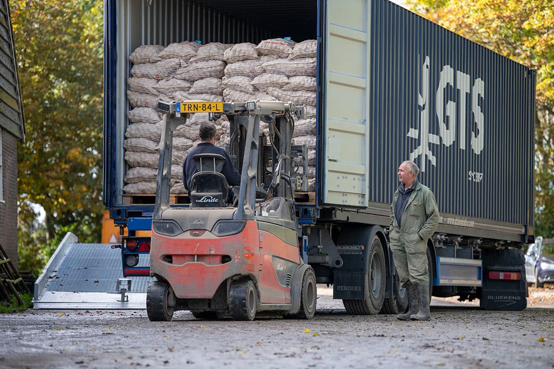 NEPG maakt zich zorgen over de pootgoedproductie. - Foto: Mark Pasveer
