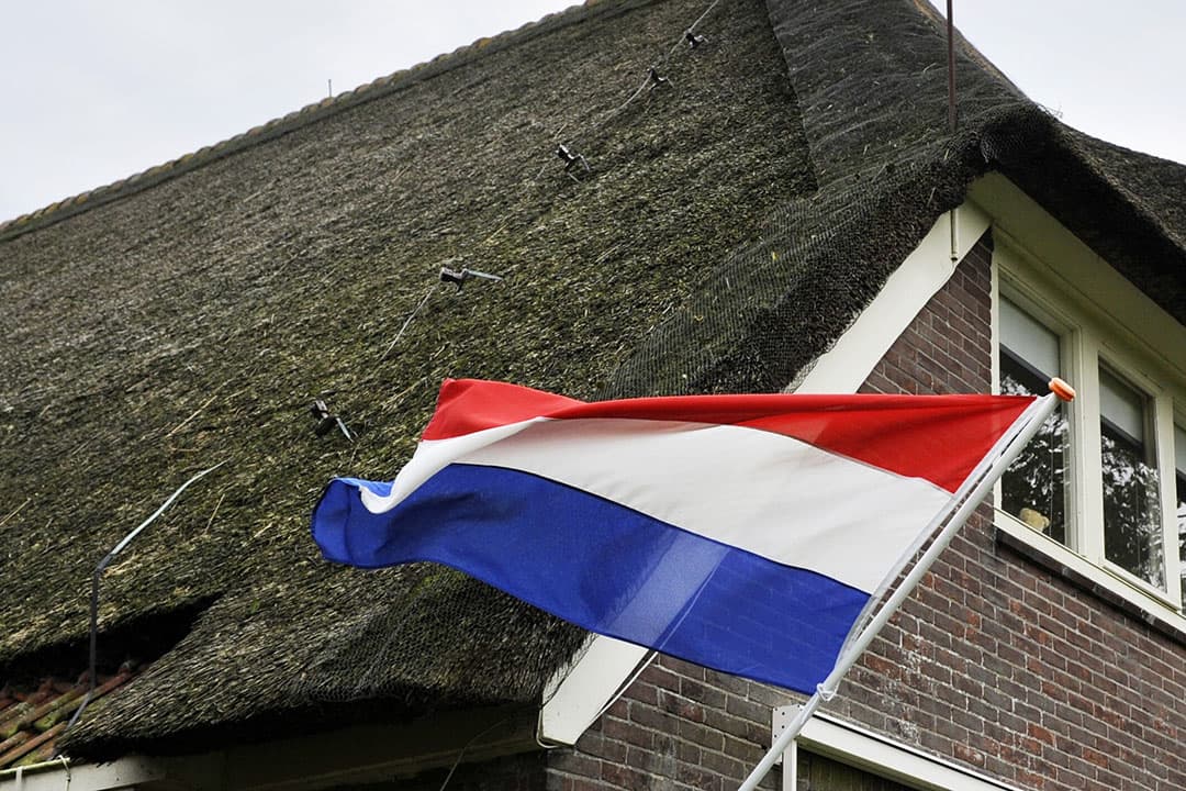 Een Nederlandse vlag in de Wieringermeer. - Foto: Natzijl, Studio Wick