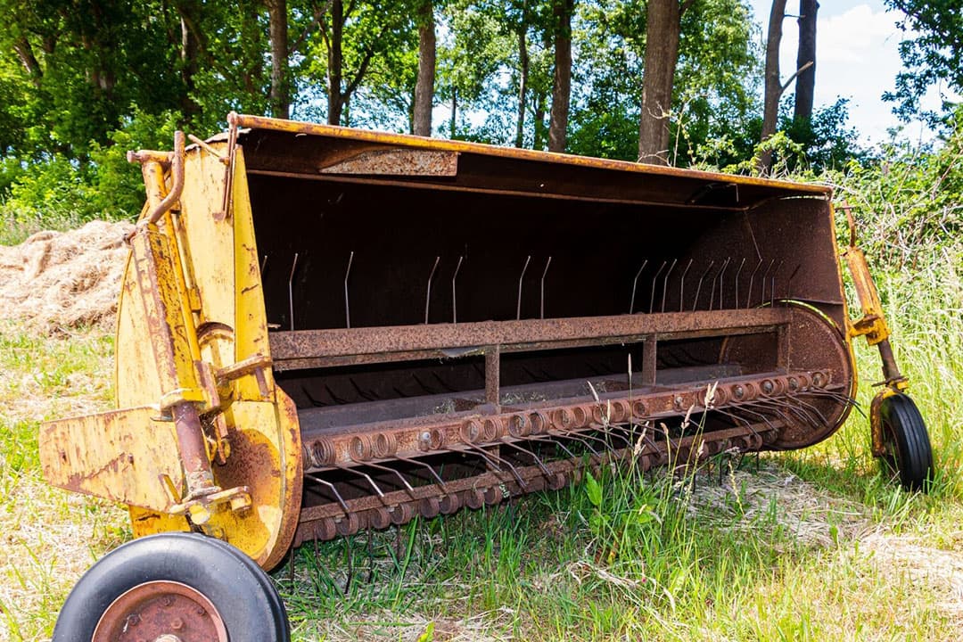 "De trommelschudder stond achter op het erf te roesten. De stoppende boer was transparant over zijn beslissing. Praten over gevoelens en emoties, hij deed het." - Foto (ter illustratie): Canva