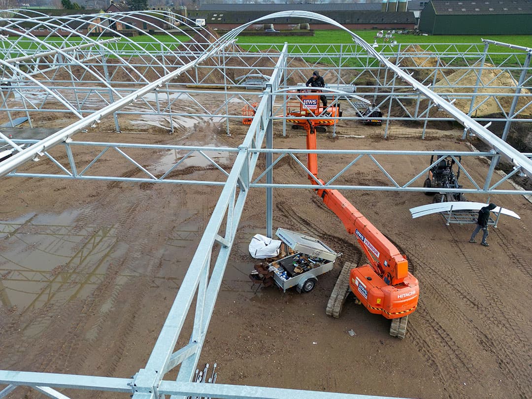 Het werk gaat gestaag verder. Het weer heeft afgelopen winter over het algemeen flink meegezeten.