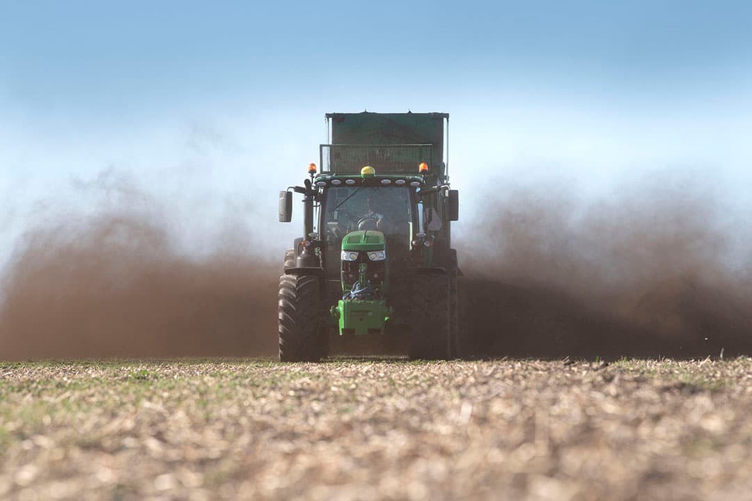 Bij gft- of groencompost is het nog aantrekkelijker gemaakt: daarvan telt maar 25% van de uitgereden hoeveelheid fosfaat mee voor de gebruiksnorm. - Foto: Mark Pasveer