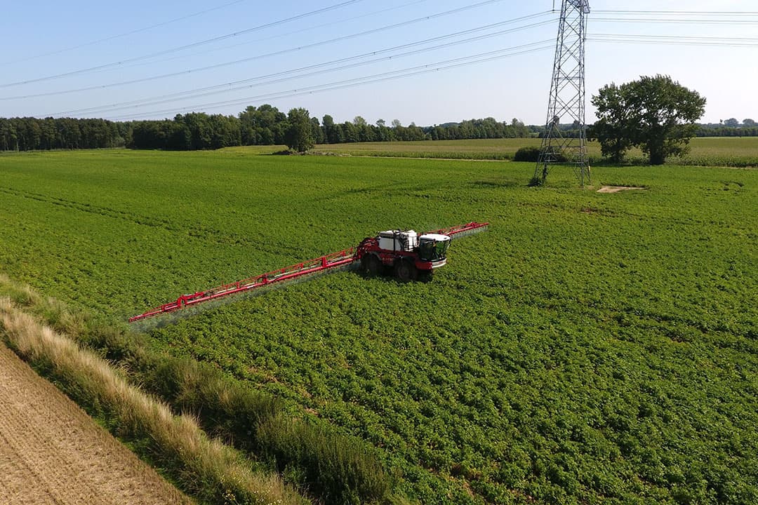 De Europese Commissie wil geïntegreerde gewasbescherming ondersteunen. Daarvoor kan geld worden vrijgemaakt in het budget voor het gemeenschappelijk landbouwbeleid. - Foto: Henk Riswick