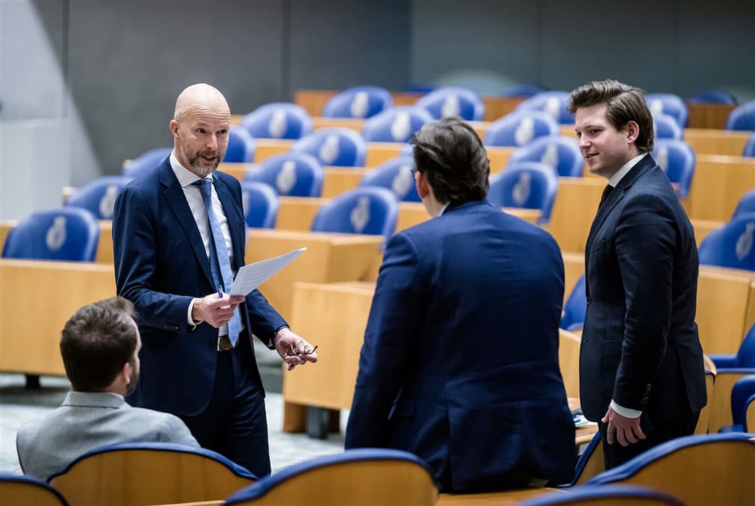 Van links naar rechts: Tjeerd de Groot (D66), Thom van Campen (VVD), Pieter Grinwis (Christenunie) en Derk Boswijk (CDA), tijdens het debat in de Tweede Kamer over de landbouwbegroting. - Foto: ANP