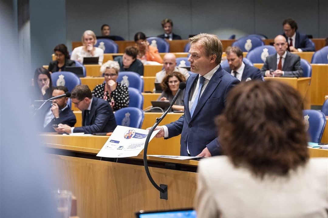 Pieter Omtzigt tijdens een debat. Hij noemt Aerius een goed hulpmiddel, maar wel een abstractie van de werkelijkheid. - Foto: ANP/Hollandse Hoogte /Laurens van Putten